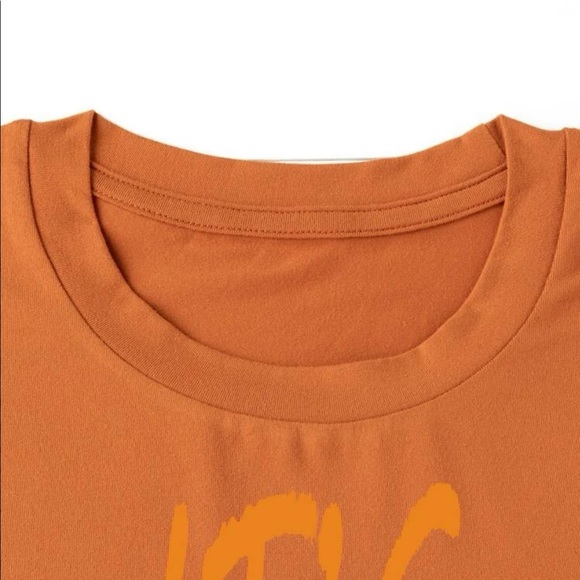 Plus Size Halloween Graphic Top 🎃 - Picture 4 of 4